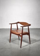 Thumbnail for Hans Wegner chair for Carl Hansen